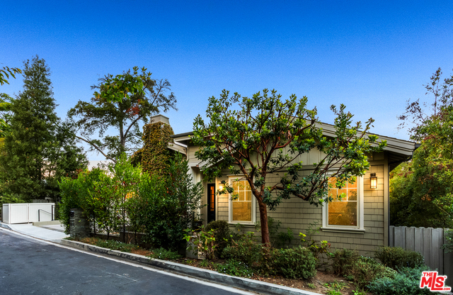 4 Bed Home for Sale in Sherman Oaks, California