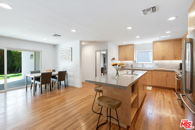 3 Bed Home for Sale in Encino, California