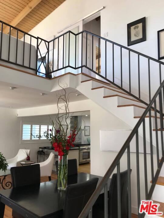 333 19Th Street, Manhattan Beach, California 90266, 5 Bedrooms Bedrooms, ,3 BathroomsBathrooms,Residential,Sold,19Th,21678480