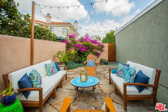 2607 RINDGE Lane, Redondo Beach, California 90278, 3 Bedrooms Bedrooms, ,2 BathroomsBathrooms,Residential,Sold,RINDGE,17272002