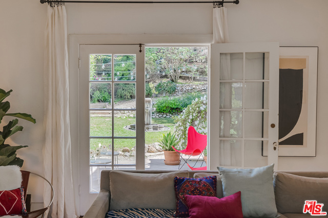 4 Bed Home for Sale in Los Angeles, California