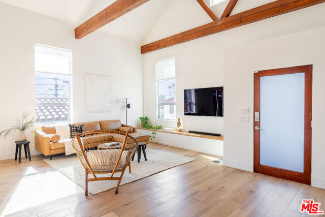 3 Bed Home for Sale in Los Angeles, California