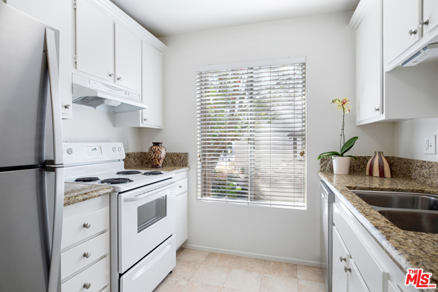 1 Bed Home for Sale in Culver City, California