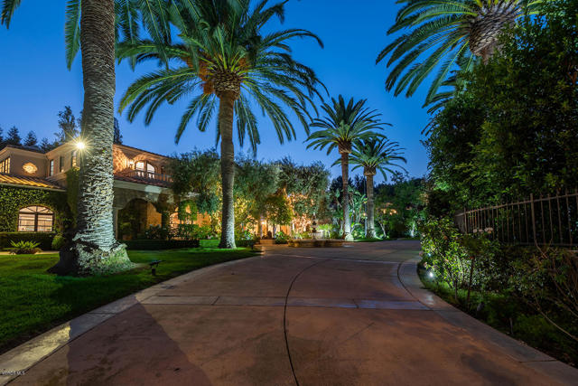 6 Bed Home for Sale in Westlake Village, California