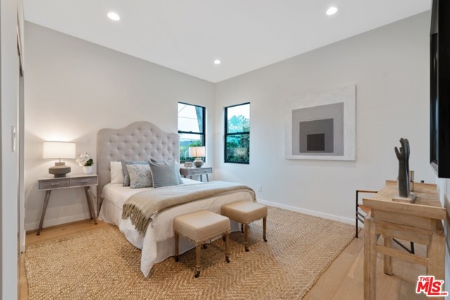4 Bed Home for Sale in Los Angeles, California