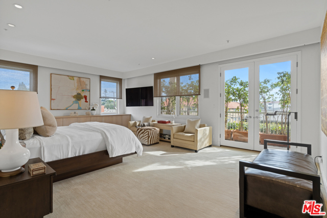 3 Bed Home for Sale in Santa Monica, California