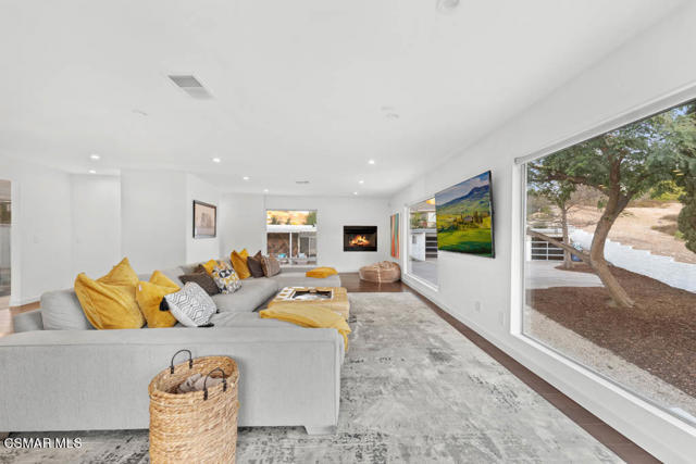 4 Bed Home for Sale in Thousand Oaks, California