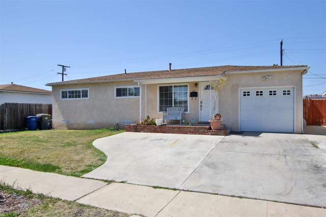 Detail Gallery Image 1 of 1 For 668 Woodlawn Ave, Chula Vista,  CA 91910 - 3 Beds | 2 Baths