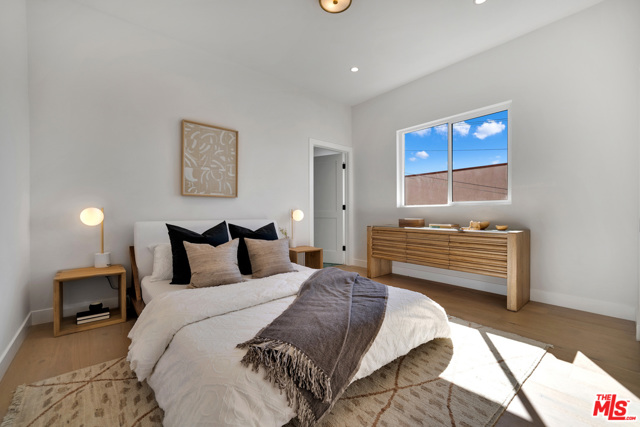 3 Bed Home for Sale in Los Angeles, California