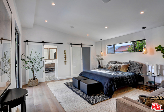 3 Bed Home for Sale in Studio City, California