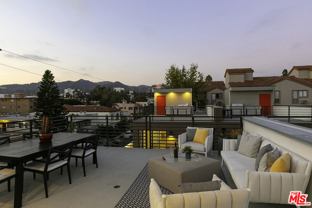3 Bed Home for Sale in Los Angeles, California