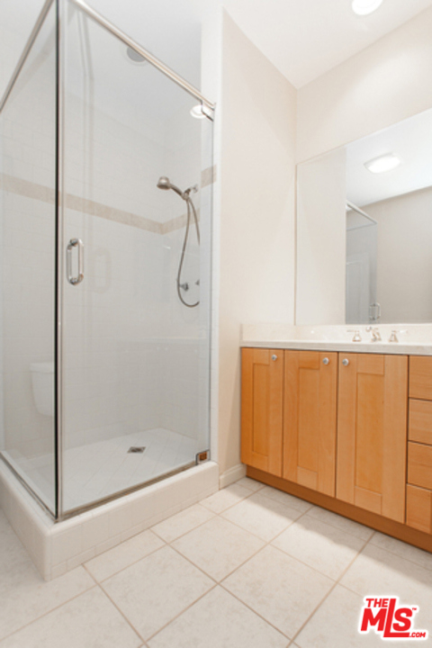 2 Bed Home for Sale in Beverly Hills, California