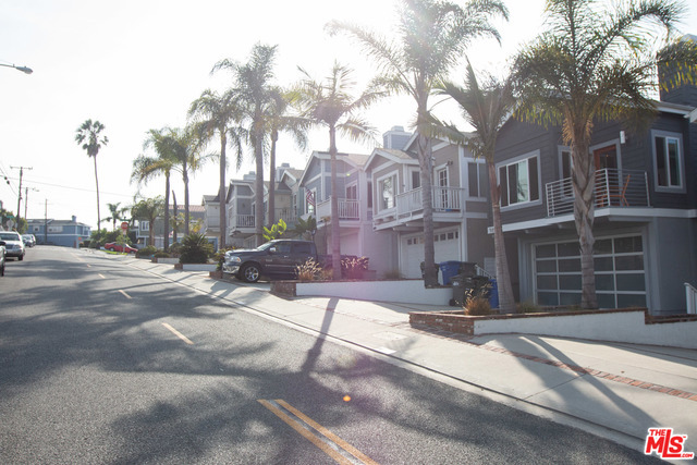 another view - street scene