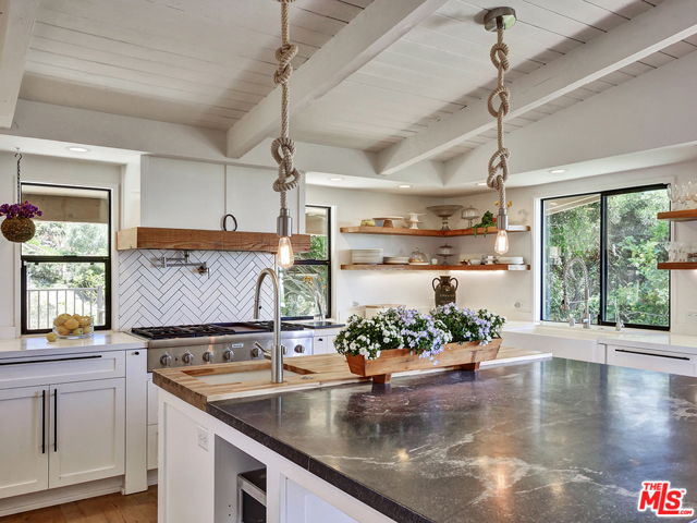 Kitchen Center Island