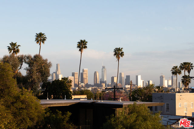 3 Bed Home for Sale in Los Angeles, California