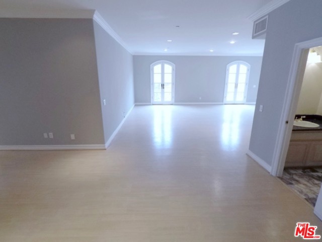 3 Bed Home for Sale in Beverly Hills, California