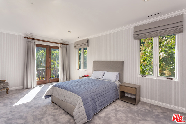 7 Bed Home for Sale in Beverly Hills, California