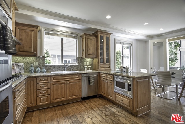 2011 FARRELL Avenue, Redondo Beach, California 90278, 4 Bedrooms Bedrooms, ,2 BathroomsBathrooms,Residential,Sold,FARRELL,17248526