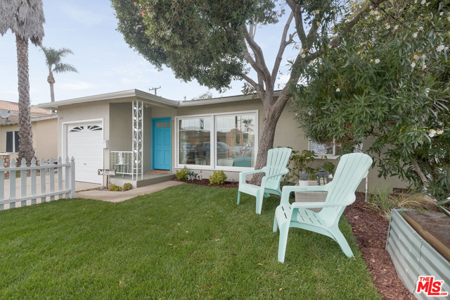 2103 Graham Avenue, Redondo Beach, California 90278, 2 Bedrooms Bedrooms, ,1 BathroomBathrooms,Residential,Sold,Graham,20648038