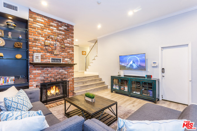 2114 GRANT Avenue, Redondo Beach, California 90278, 4 Bedrooms Bedrooms, ,3 BathroomsBathrooms,Residential,Sold,GRANT,19423020