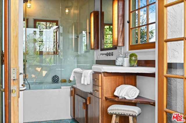3 Bed Home for Sale in Venice, California