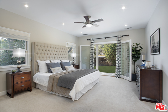 3 Bed Home for Sale in Lake Balboa, California