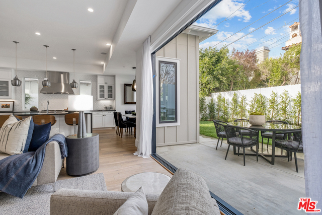 3513 ELM Avenue, Manhattan Beach, California 90266, 5 Bedrooms Bedrooms, ,4 BathroomsBathrooms,Residential,Sold,ELM,19437290