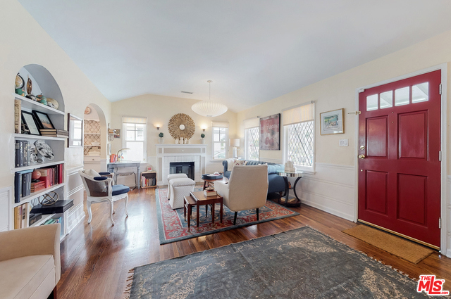 3 Bed Home for Sale in Studio City, California