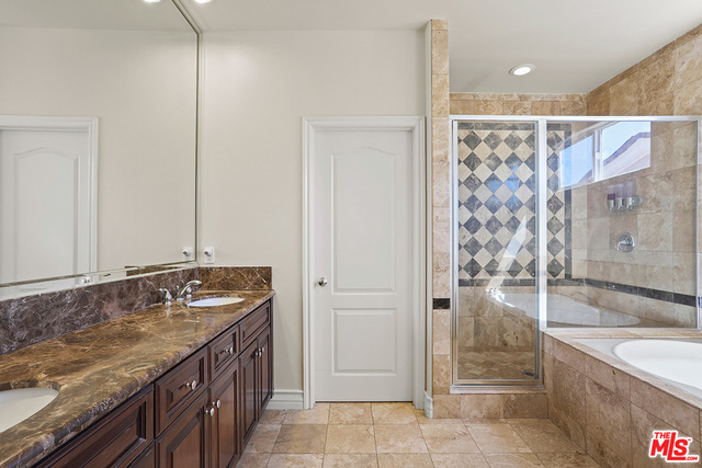 2022 RUHLAND Avenue, Redondo Beach, California 90278, 5 Bedrooms Bedrooms, ,3 BathroomsBathrooms,Residential,Sold,RUHLAND,18324606