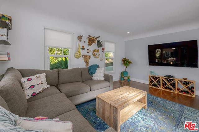 2 Bed Home for Sale in Los Angeles, California