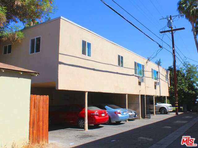  Income Home for Sale in Lake Balboa, California