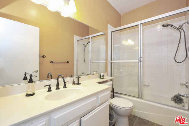 3 Bed Home for Sale in Sherman Oaks, California