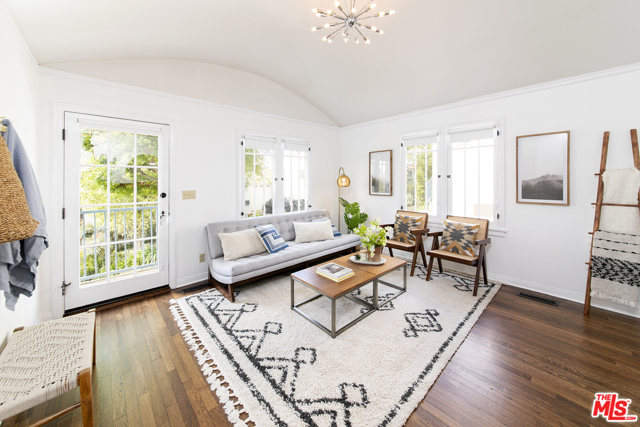 2 Bed Home for Sale in Los Angeles, California