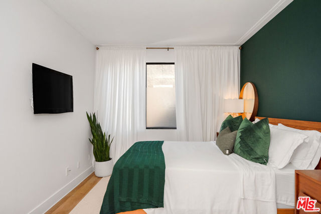 2 Bed Home for Sale in Playa del Rey, California