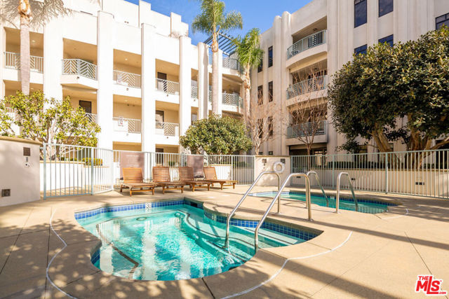 2 Bed Home for Sale in Playa Vista, California