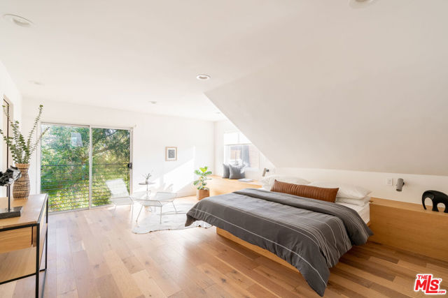 3 Bed Home for Sale in Los Angeles, California