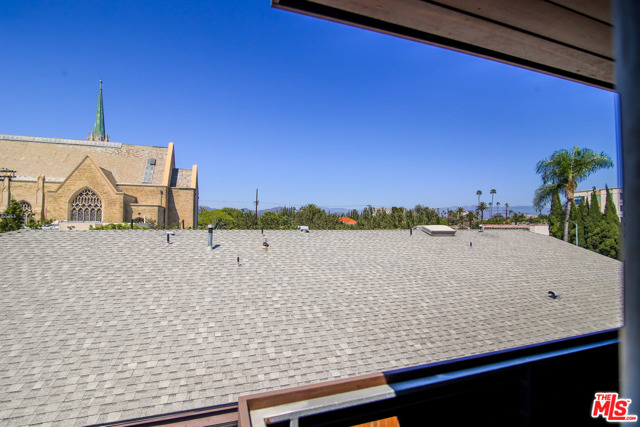 2 Bed Home for Sale in Los Angeles, California