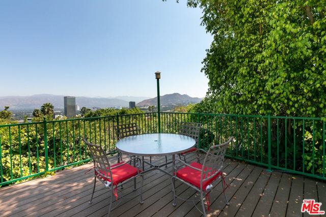 3 Bed Home for Sale in Studio City, California