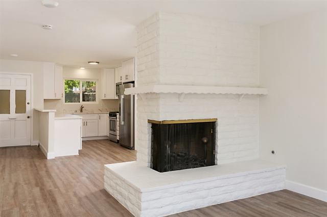 808 E Washington