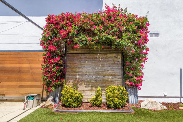 2 Bed Home for Sale in Agoura Hills, California