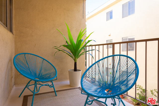 1 Bed Home for Sale in West Hollywood, California
