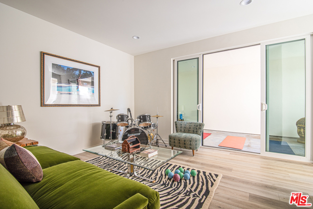 3 Bed Home for Sale in Los Angeles, California