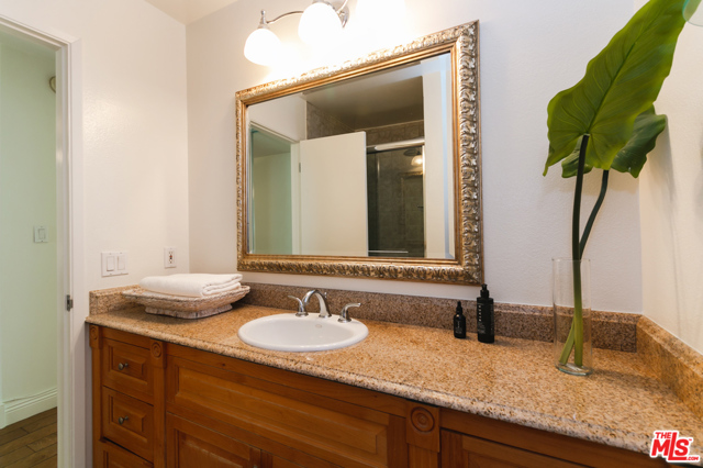 2 Bed Home for Sale in Los Angeles, California
