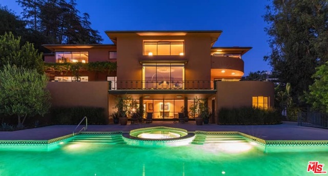 5 Bed Home for Sale in Los Angeles, California