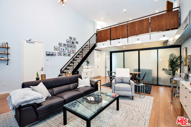 2 Bed Home for Sale in Los Angeles, California