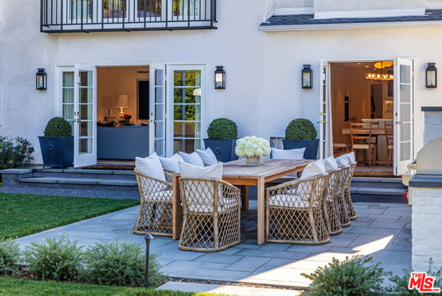 6 Bed Home for Sale in Los Angeles, California