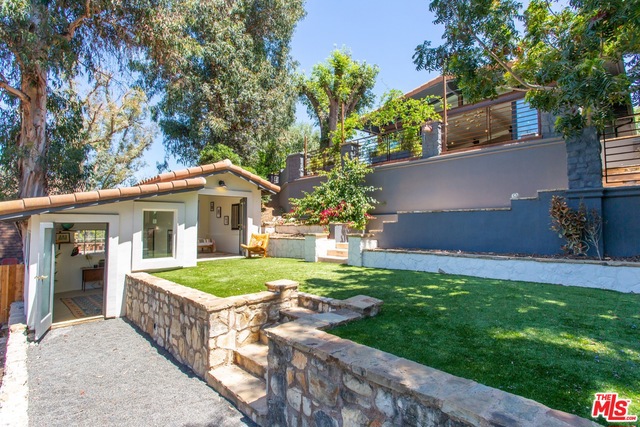 2261 CARRIAGE Drive, Rolling Hills Estates, California 90274, 4 Bedrooms Bedrooms, ,4 BathroomsBathrooms,Residential,Sold,CARRIAGE,19486406