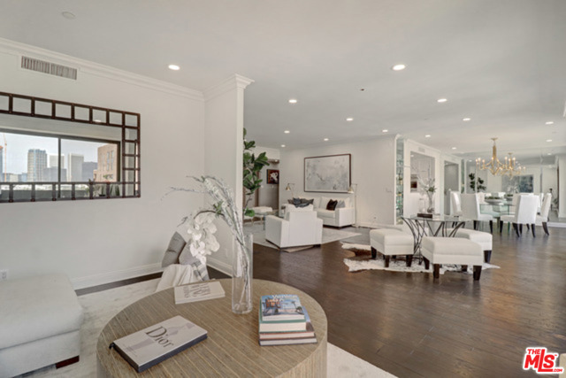 2 Bed Home for Sale in Los Angeles, California