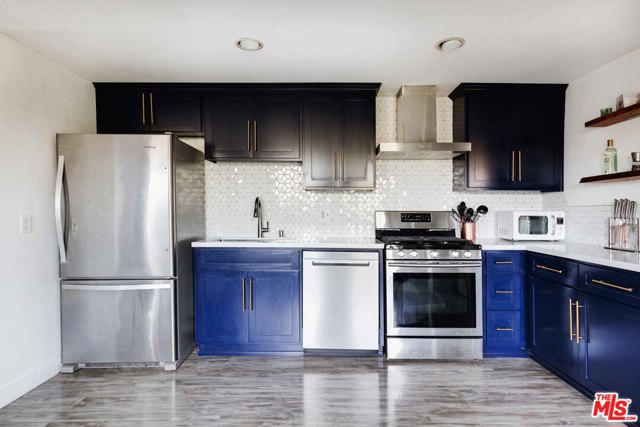  Income Home for Sale in Los Angeles, California