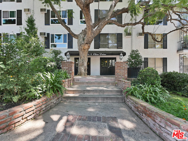 1 Bed Home for Sale in West Hollywood, California